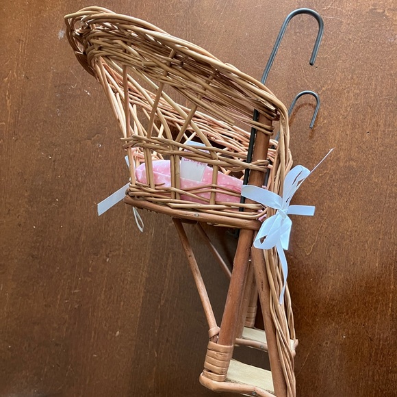 Wicker Doll Bike Seat/Basket - Picture 2 of 4